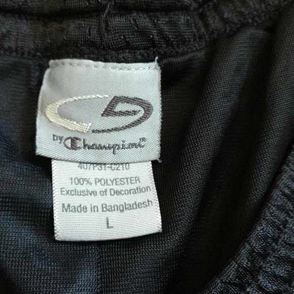 C9 L black shorts - Picture 2 of 2